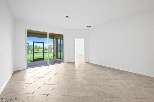 Foto del edificio - 2616 Vine Ave