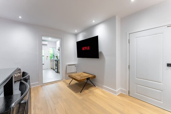 Photo du bâtiment - 8821 Rue Lajeunesse