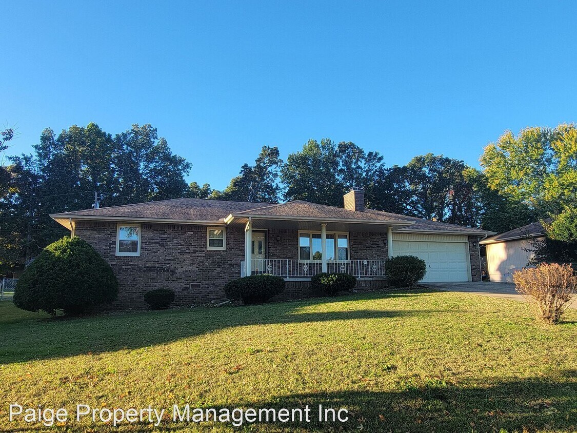 410 Spring Park Dr, Mountain Home, AR 72653 House Rental in Mountain