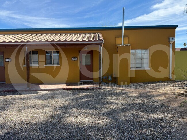 Building Photo - 720 N Palo Verde Blvd