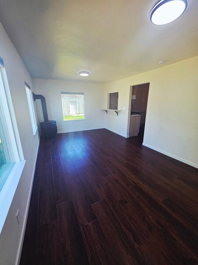 Foto del edificio - 103A S 2nd St W