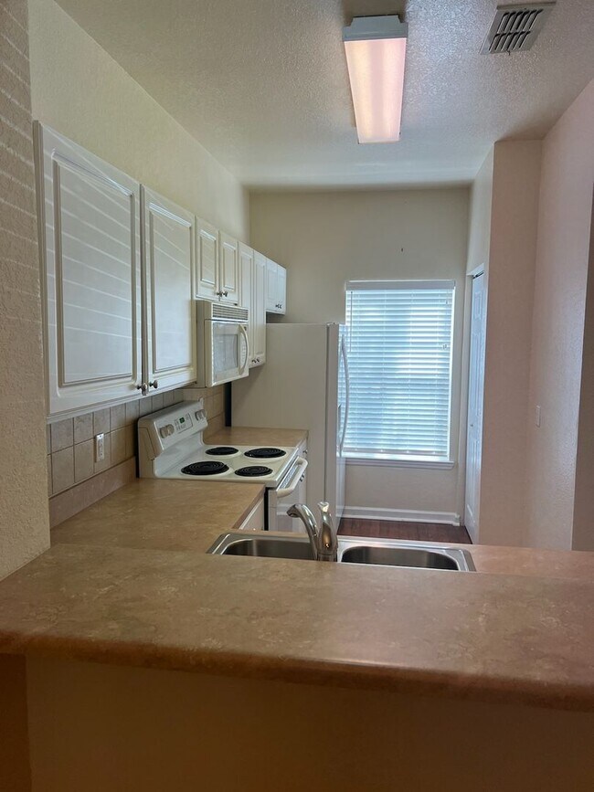 Foto del edificio - 4440 NW 49th St