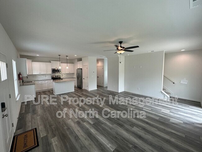 Building Photo - 2649 Hemphill St