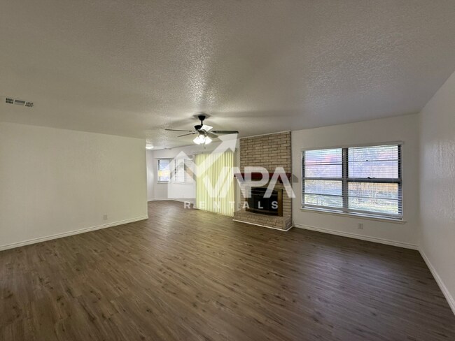 Building Photo - 5222 Tom Stafford Dr