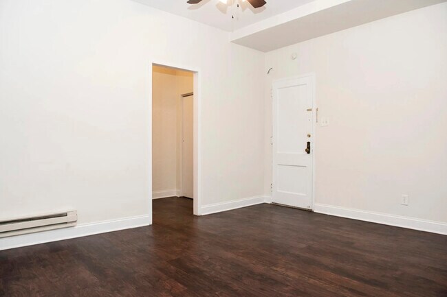 Foto del edificio - 3346 N Marshfield Ave