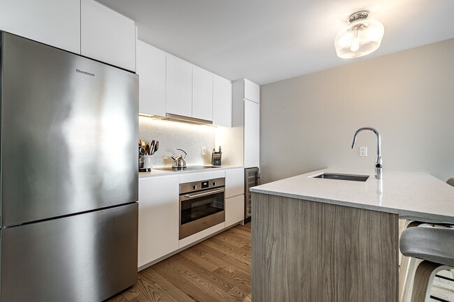 Photo du bâtiment - 190 Rue Murray