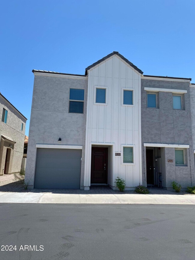 Building Photo - 8335 N 22nd Dr