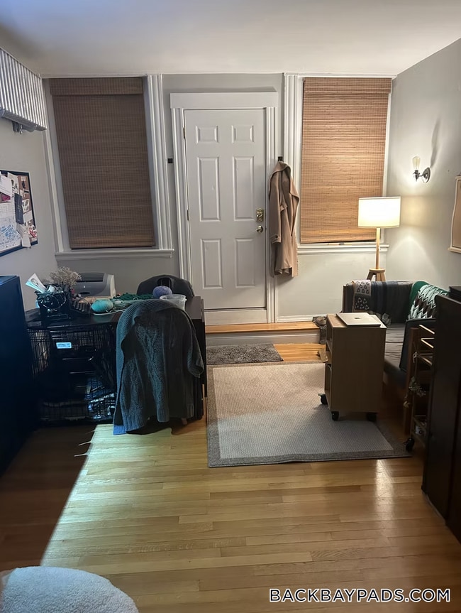 Foto del edificio - 583 Beacon St