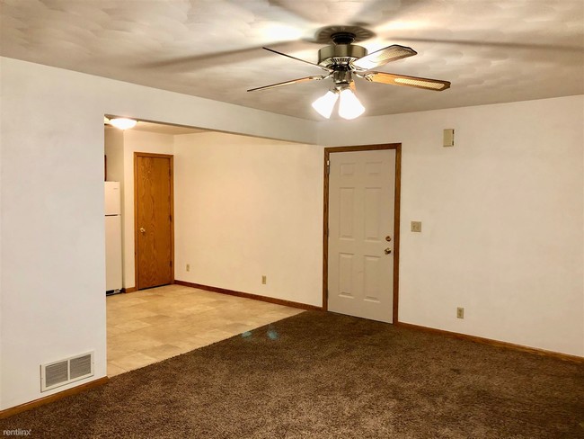 Building Photo - 2 br, 1 bath Apartment - 201 9th Ave Apt 2
