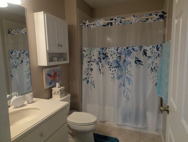 Foto del edificio - Lovely 2 bedroom, 1 bath home located in the beautiful community of the Legacy of Leesburg