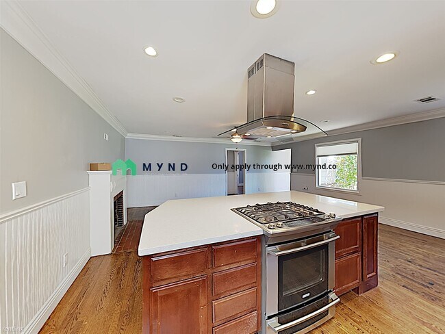 Building Photo - 3 br, 2 bath House - 558 Lagomarsino Way