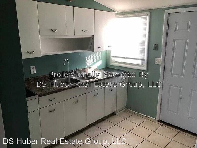 Building Photo - 2 br, 1 bath House - 2409 Greenbelt Dr