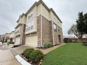 Building Photo - 7814 Stoneyway Dr