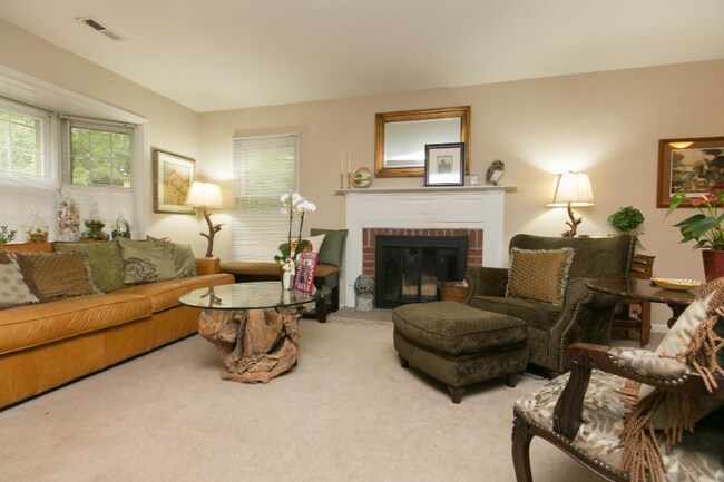 Foto del edificio - 8708 Prospect Ave