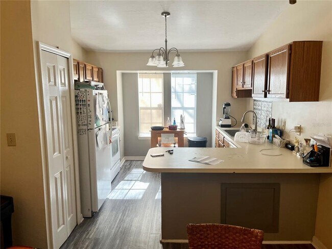 Foto del edificio - 329 NW 48th Blvd