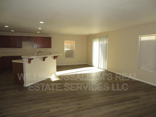 Foto del edificio - 16699 Colonial Trail