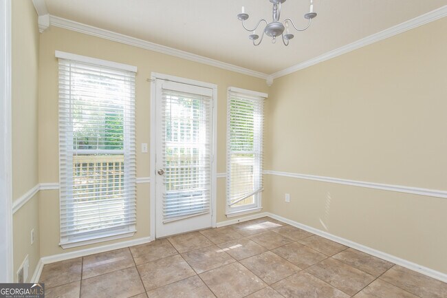 Foto del edificio - 294 Oak Landing Cir