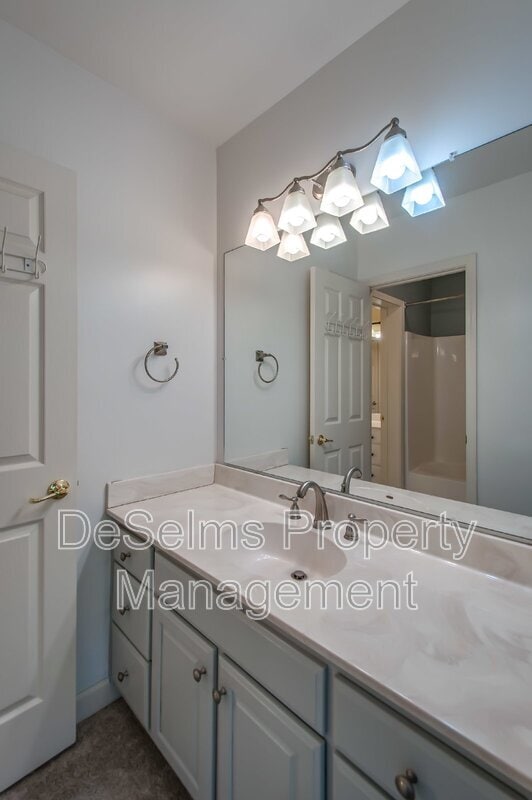 Photo - 1625 Brentwood Pointe House