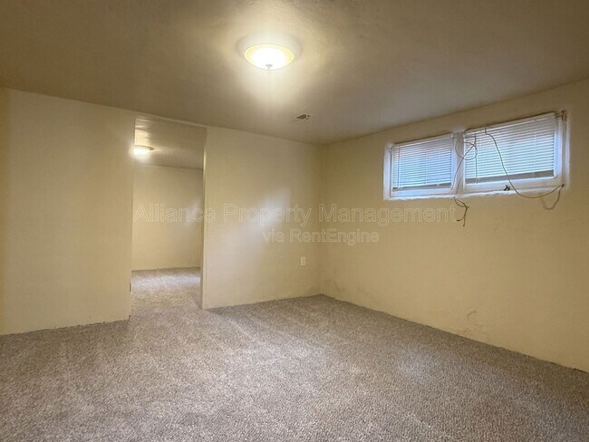 Foto del edificio - 322 Farragut Ave