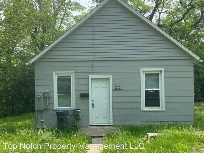 Building Photo - 1 br, 1 bath House - 1203 Patterson Street