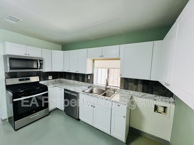 Foto del edificio - 1402 Phoenix Ave NW