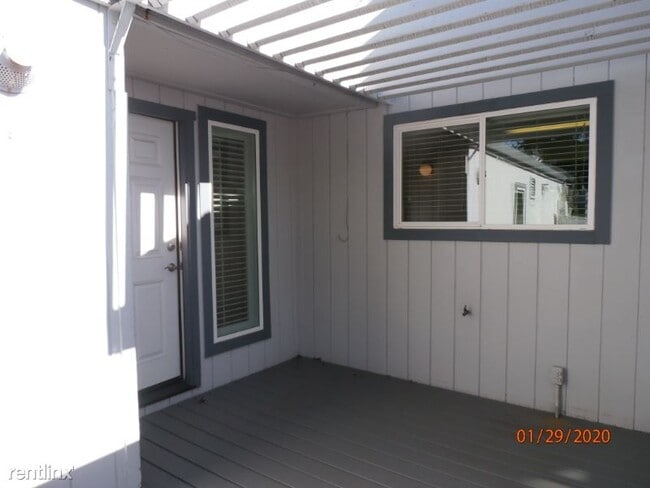 Building Photo - 2 br, 2 bath Condo - 206 Rockwood Dr