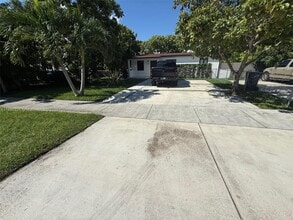 Building Photo - 9801 SW 55th St
