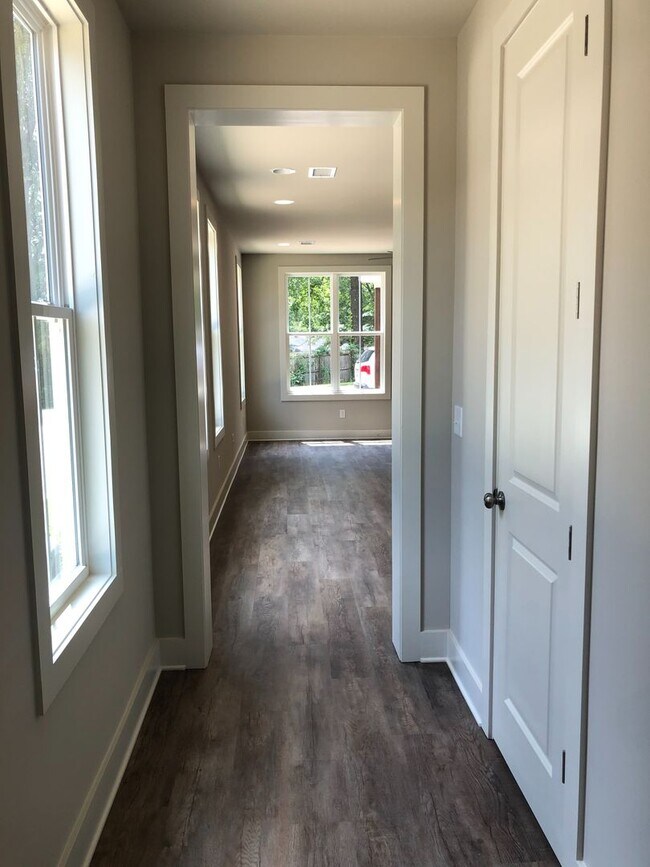 Building Photo - Beautiful New Construction Home-Centrally ...