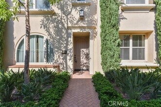 Building Photo - 248 Overbrook