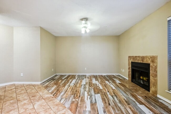 Building Photo - 1608 Pecan Chase Cir