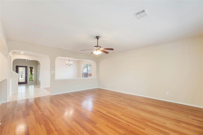 Foto del edificio - 3720 Pine Needle Cir