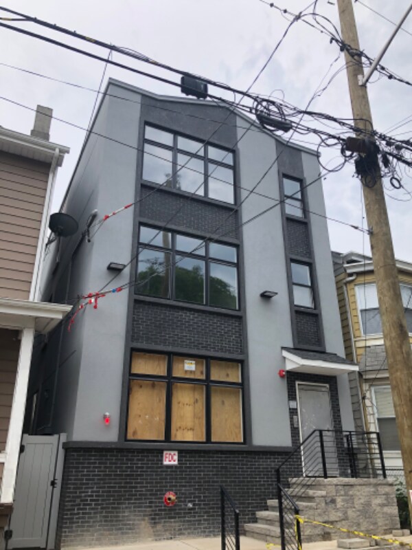 274 Governor St, Paterson, NJ 07501 Apartment for Rent in Paterson