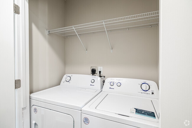 2BR, 1.5BA - 1,100SF - Laundry - Blue Ridge Luxury Townhomes