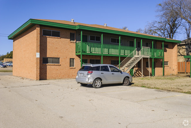 Building Photo - Avenue A/Central Apartments