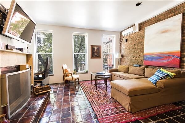 Foto principal - 158 8th Ave