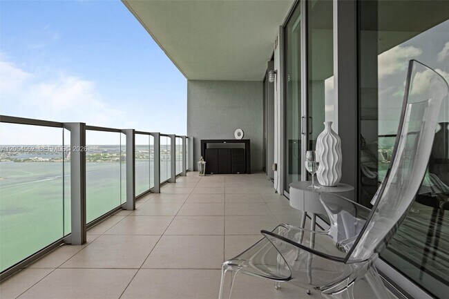 Foto del edificio - 2900 NE 7th Ave