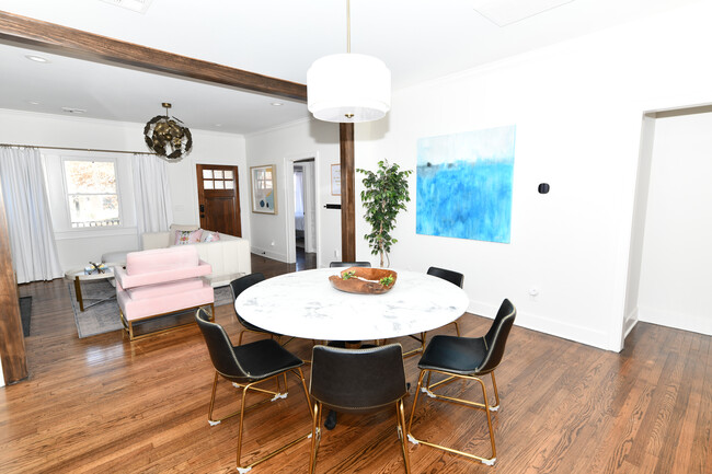 Foto del edificio - 324 NW 26th St