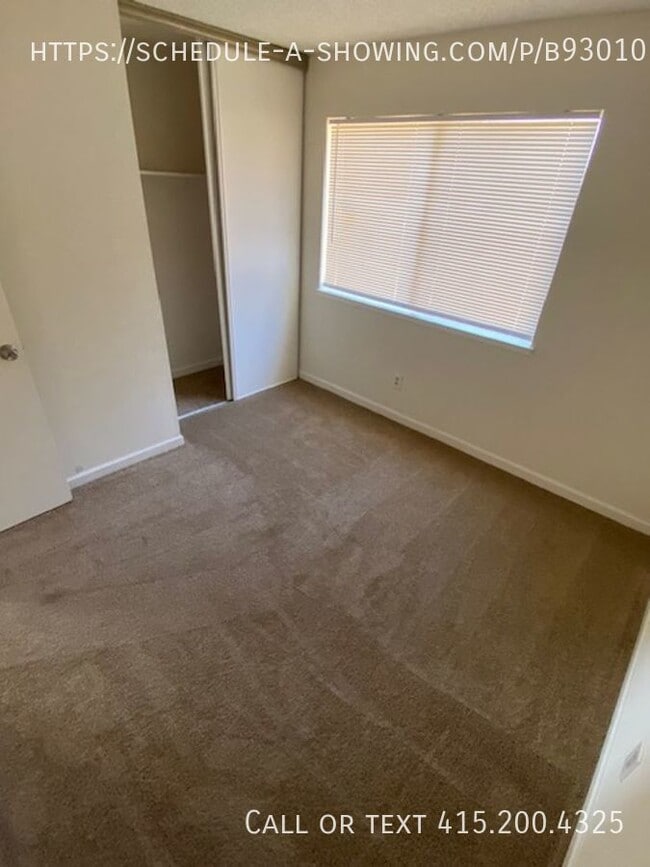 Building Photo - **2 Weeks Free Move in Promotion** 4 Bedro...