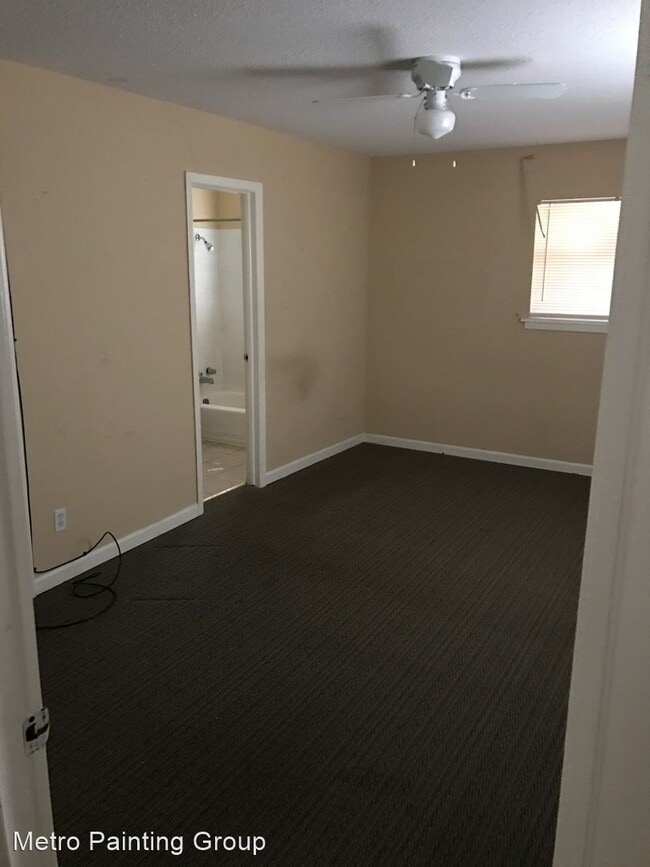 Building Photo - 1 br, 1 bath House - 1608 NW Kingsbury Ave, C