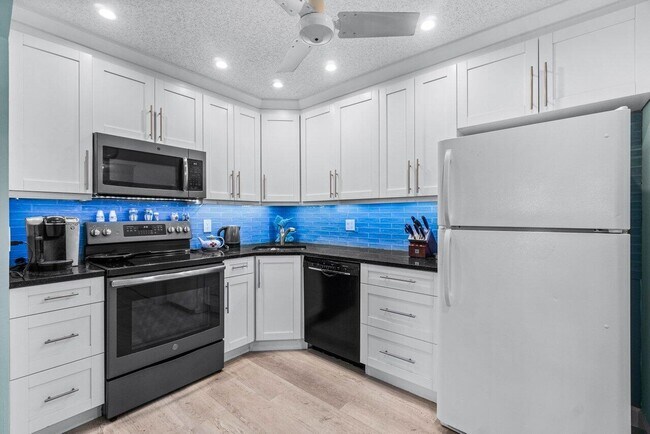 Foto del edificio - 414 Pine Glen Ln