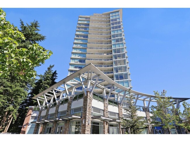 Building Photo - 15152 Russell Ave