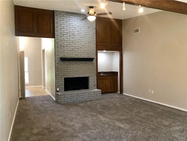 Building Photo - 1614 Reno Run
