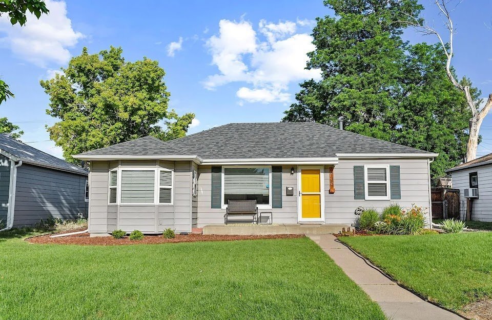 Remodeled Single Family with Yard and Huge... - Remodeled Single Family with Yard and Huge...