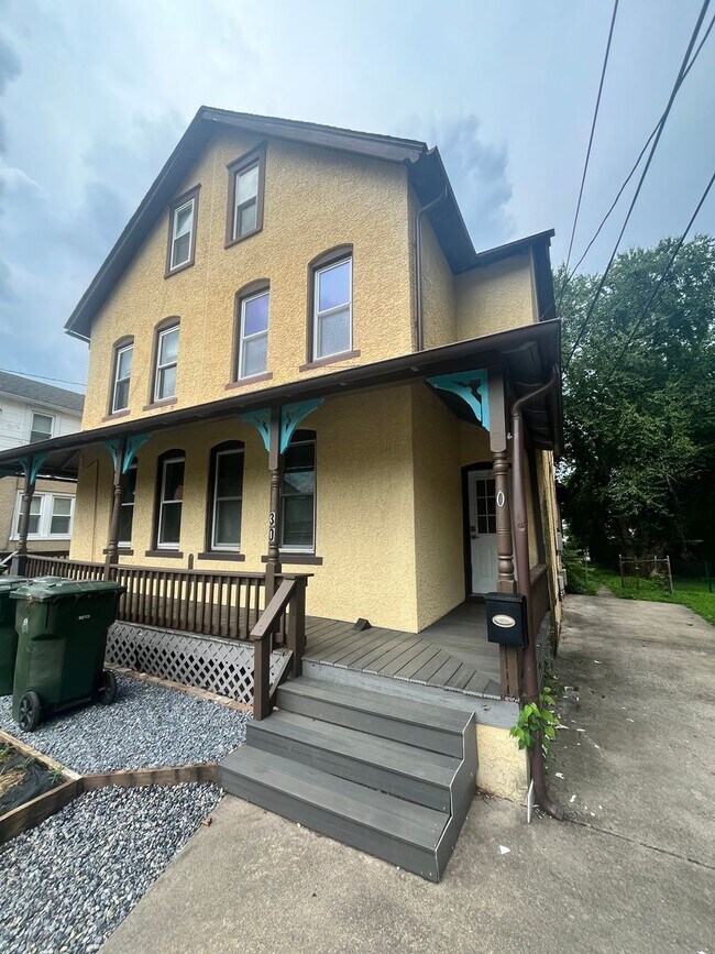 Building Photo - 30 Prospect Ave