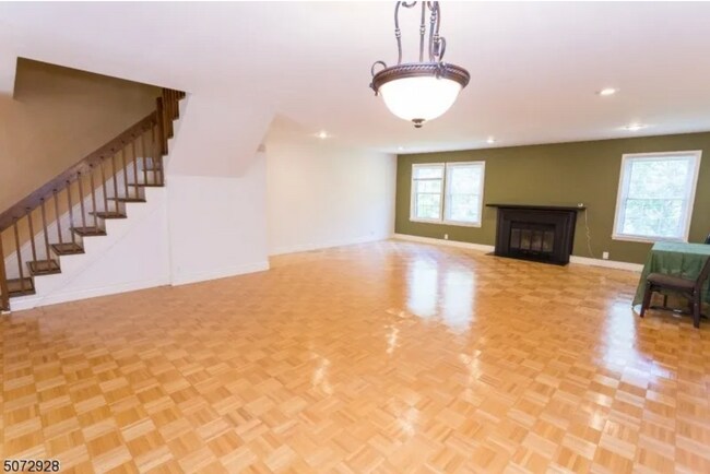 Building Photo - 3902 Spring Brook Dr
