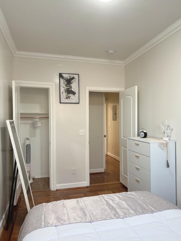 Foto del edificio - 1523 E 29th St