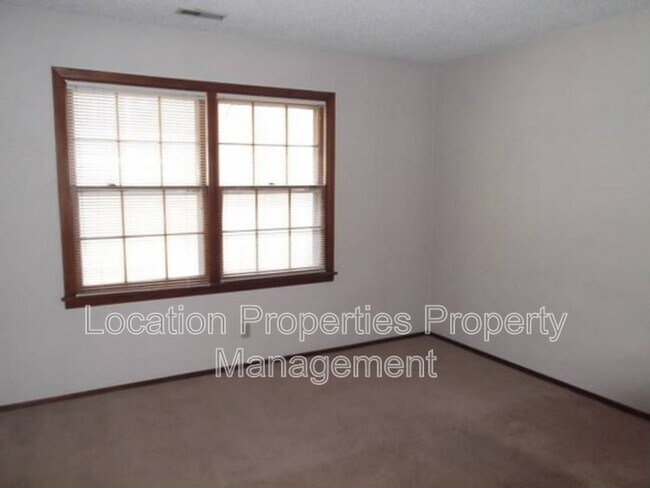 Building Photo - 1300 Kentucky St