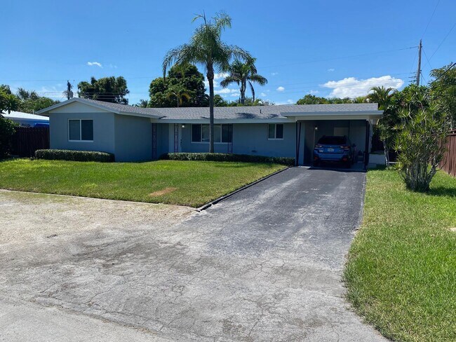 Foto del edificio - 2751 NE 26th Terrace