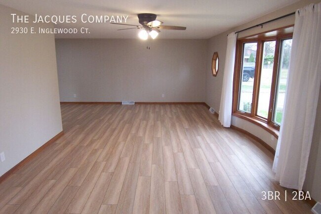 Foto del edificio - 2930 E Inglewood Ct