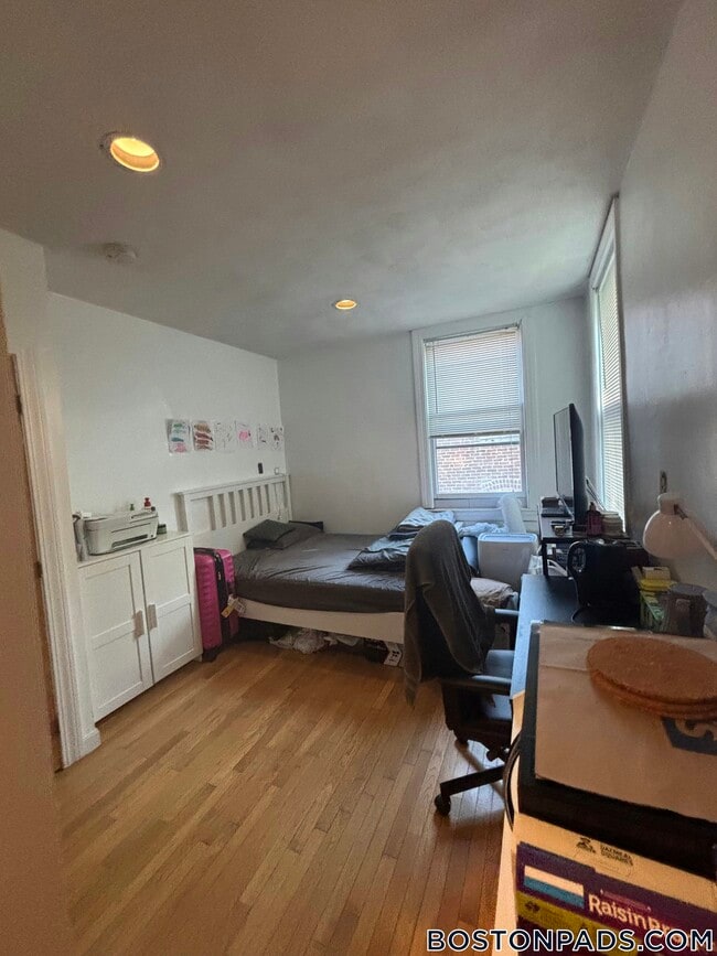 Building Photo - 55 S Huntington Ave